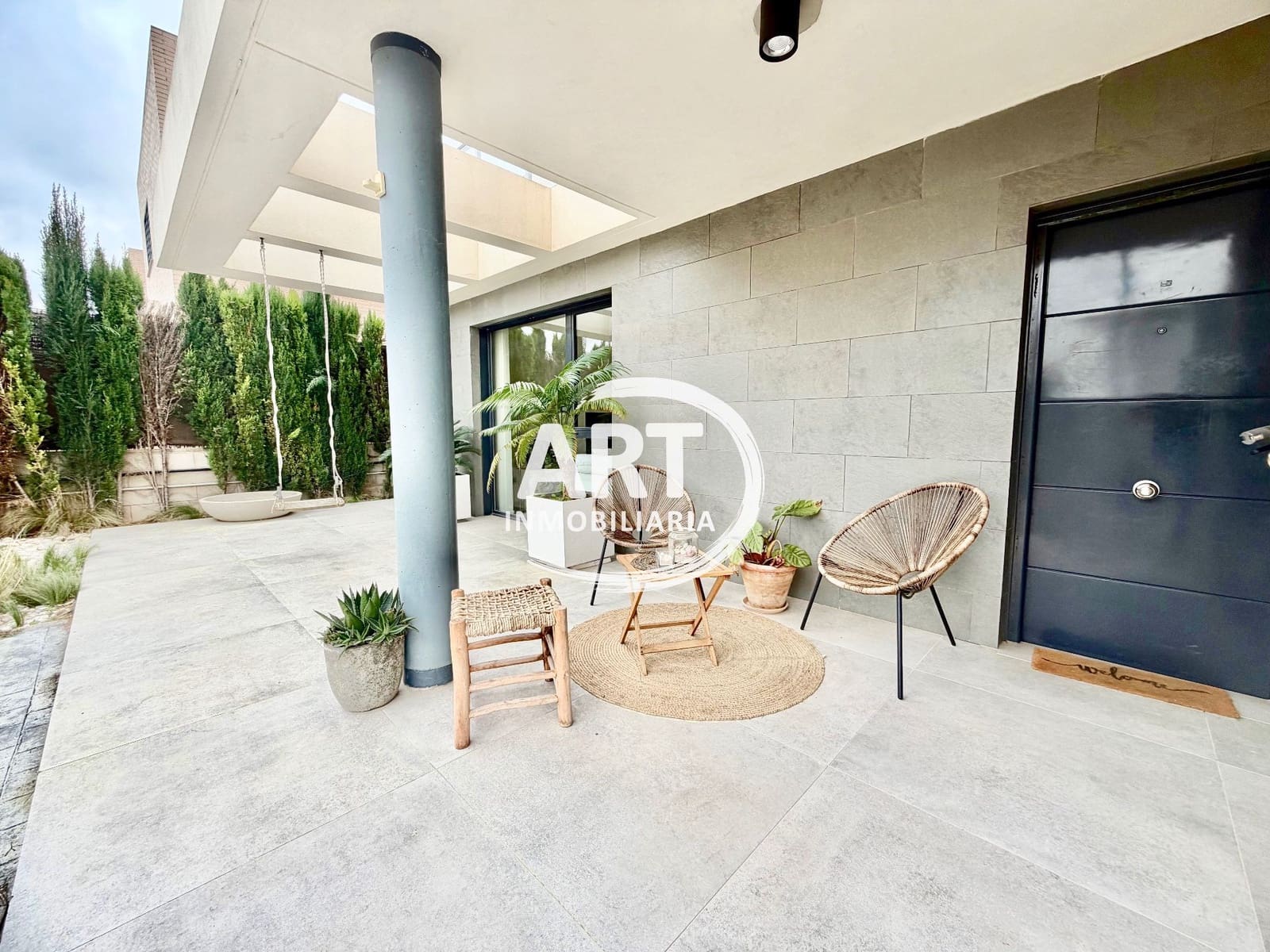 4 Zimmer Villa zu verkaufen in San Antonio de Benageber mit Pool Garage - 750.000 € (Ref: 9651223)