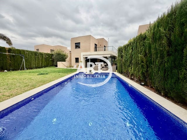 4 Zimmer Villa zu verkaufen in San Antonio de Benagéber mit Pool Garage - 750.000 € (Ref: 9651223)