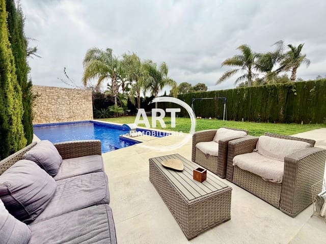 4 Zimmer Villa zu verkaufen in San Antonio de Benagéber mit Pool Garage - 750.000 € (Ref: 9651223)