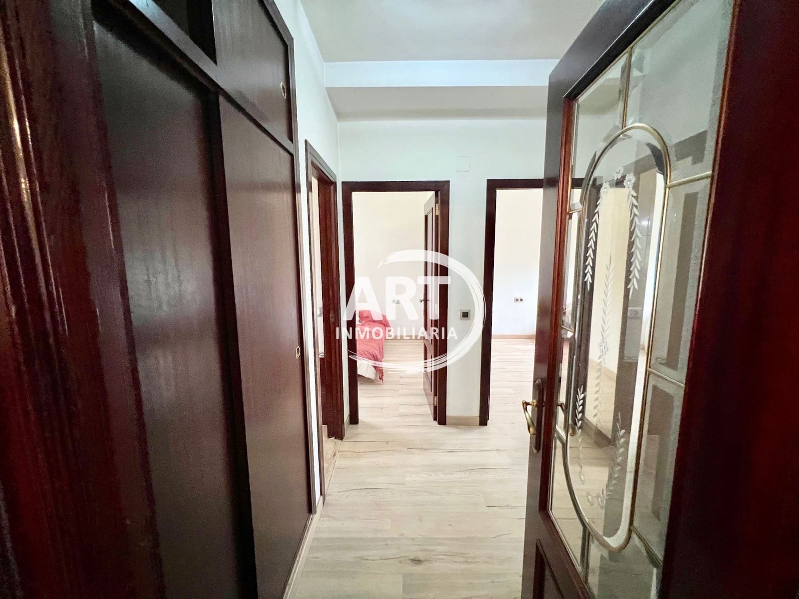 4 Zimmer Villa zu verkaufen in L'Eliana mit Pool Garage - 570.000 € (Ref: 9669928)