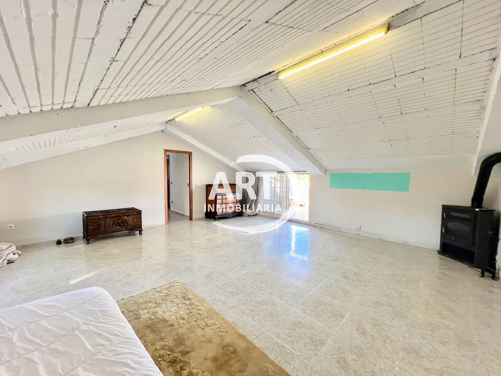4 Zimmer Villa zu verkaufen in L'Eliana mit Pool Garage - 570.000 € (Ref: 9669928)