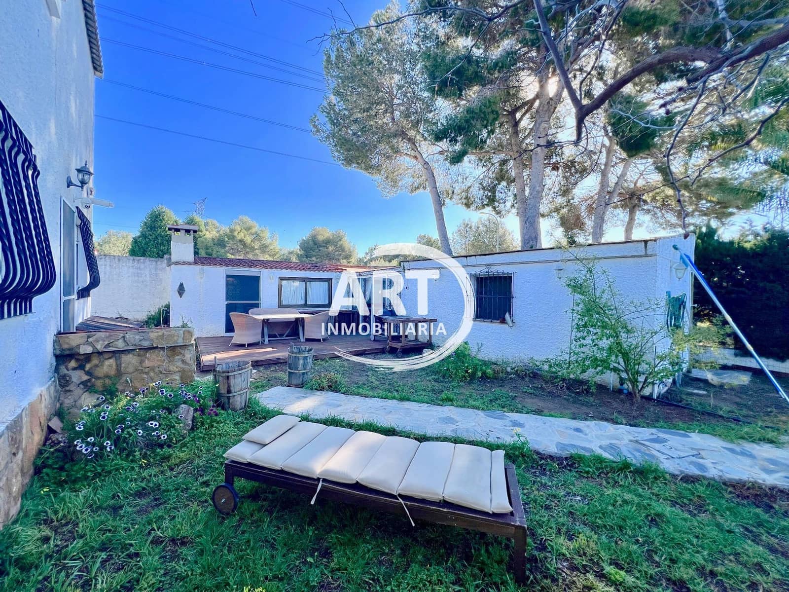 4 Zimmer Villa zu verkaufen in L'Eliana mit Pool Garage - 570.000 € (Ref: 9669928)