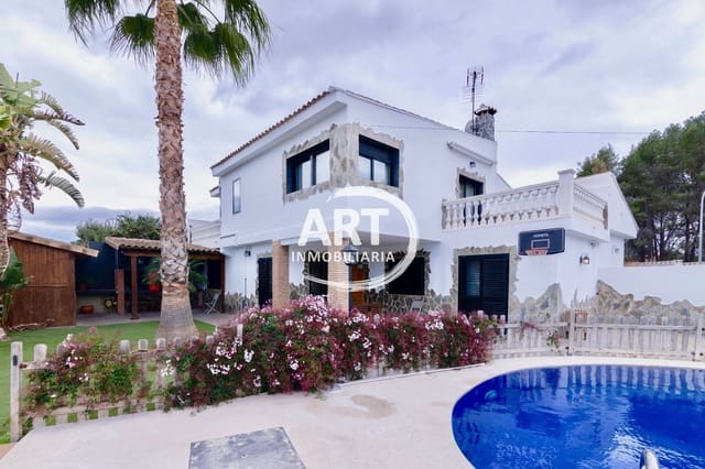 4 makuuhuone Huvila myytävänä paikassa L'Eliana mukana uima-altaan - 585 000 € (Ref: 9669929)