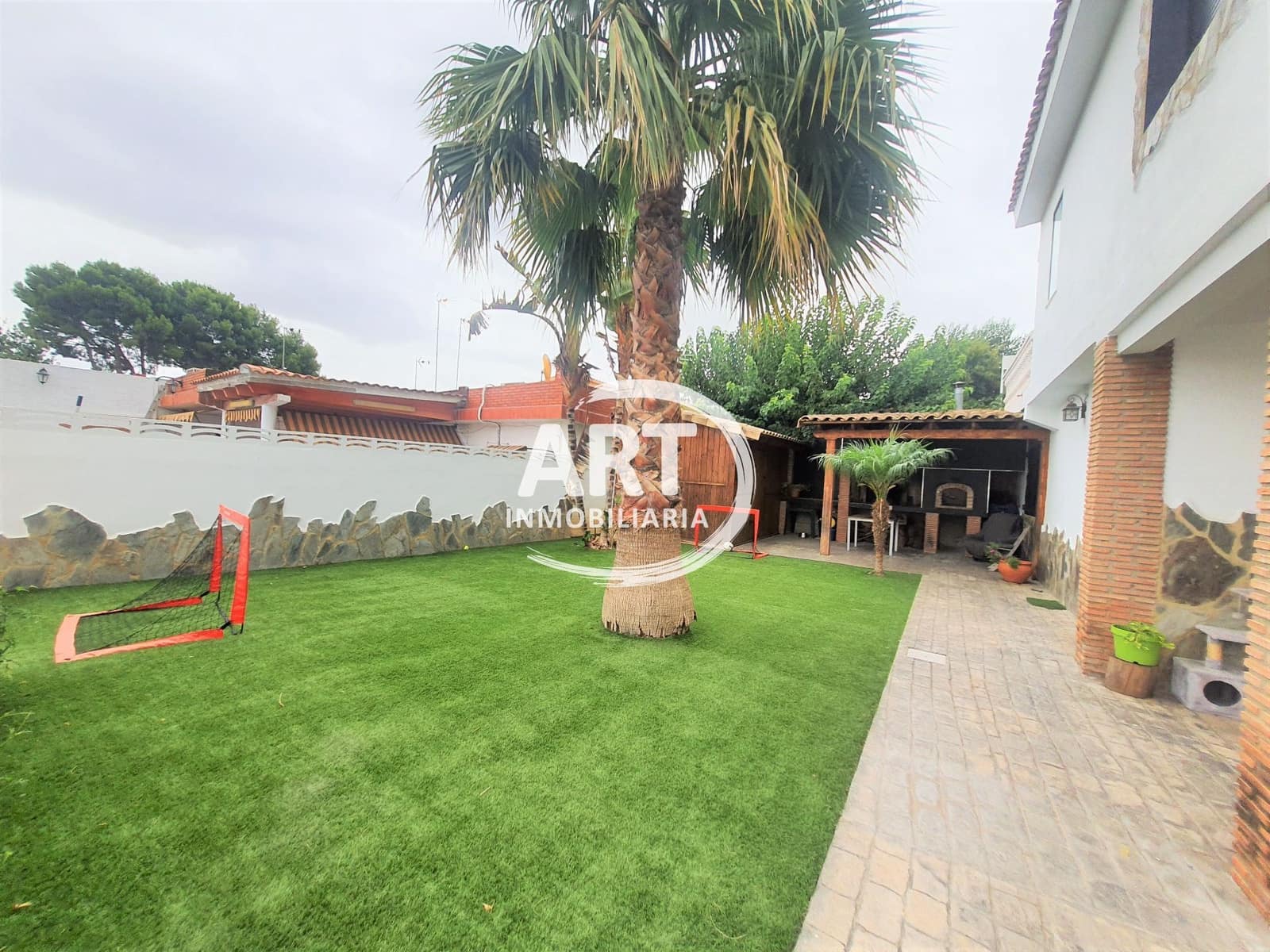 4 sovrum Villa till salu i L'Eliana med pool - 585 000 € (Ref: 9669929)