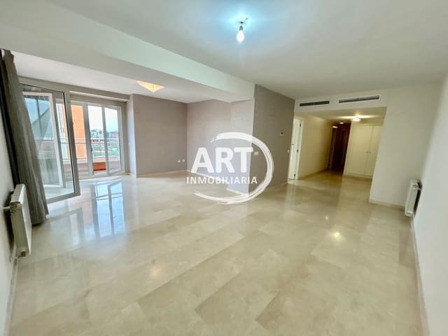 3 bedroom Flat for sale in Sant Pau, Valencia city with pool garage - € 679,000 (Ref: 9673802)