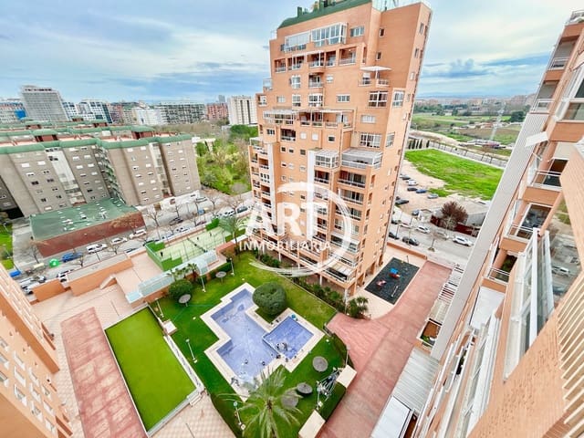 3 bedroom Flat for sale in Sant Pau, Valencia city with pool garage - € 679,000 (Ref: 9673802)