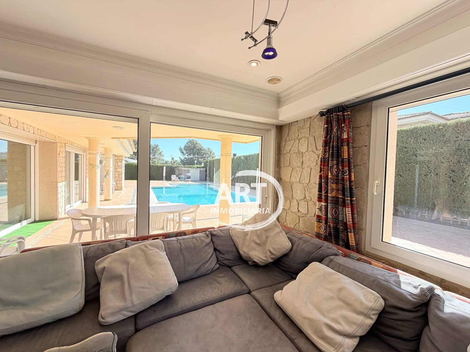 5 soverom Villa til salgs i Serra med svømmebasseng garasje - € 790 000 (Ref: 9679462)