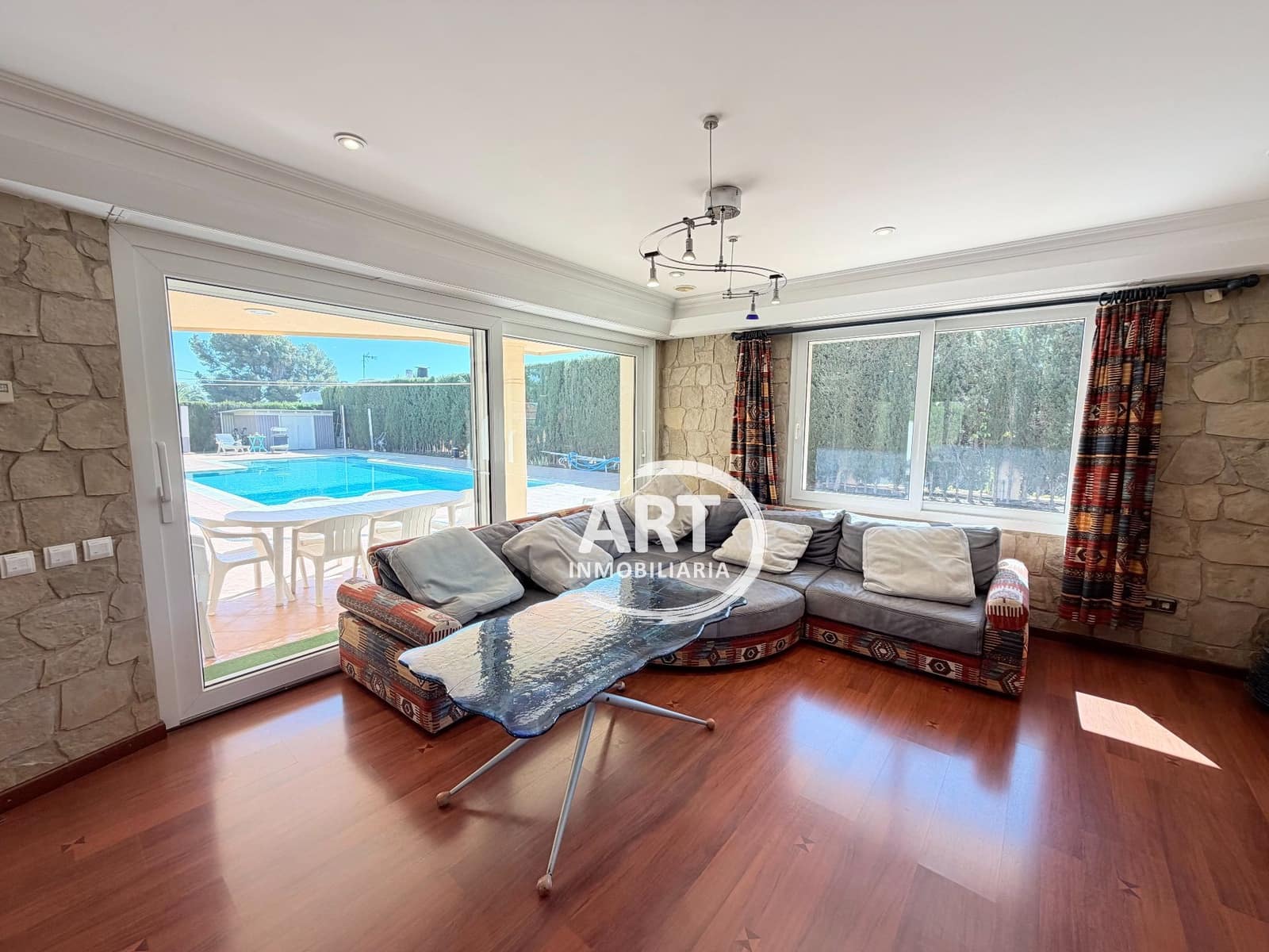 5 soverom Villa til salgs i Serra med svømmebasseng garasje - € 790 000 (Ref: 9679462)