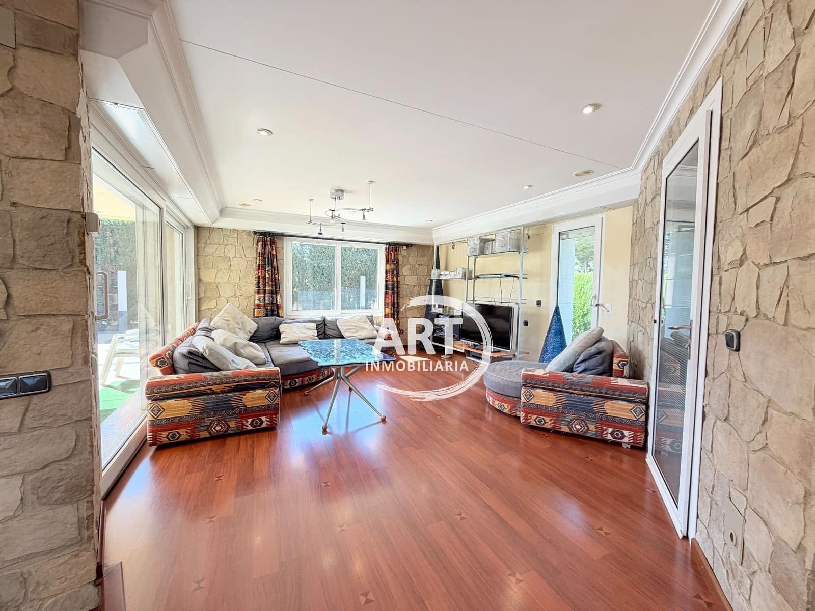 5 soverom Villa til salgs i Serra med svømmebasseng garasje - € 790 000 (Ref: 9679462)