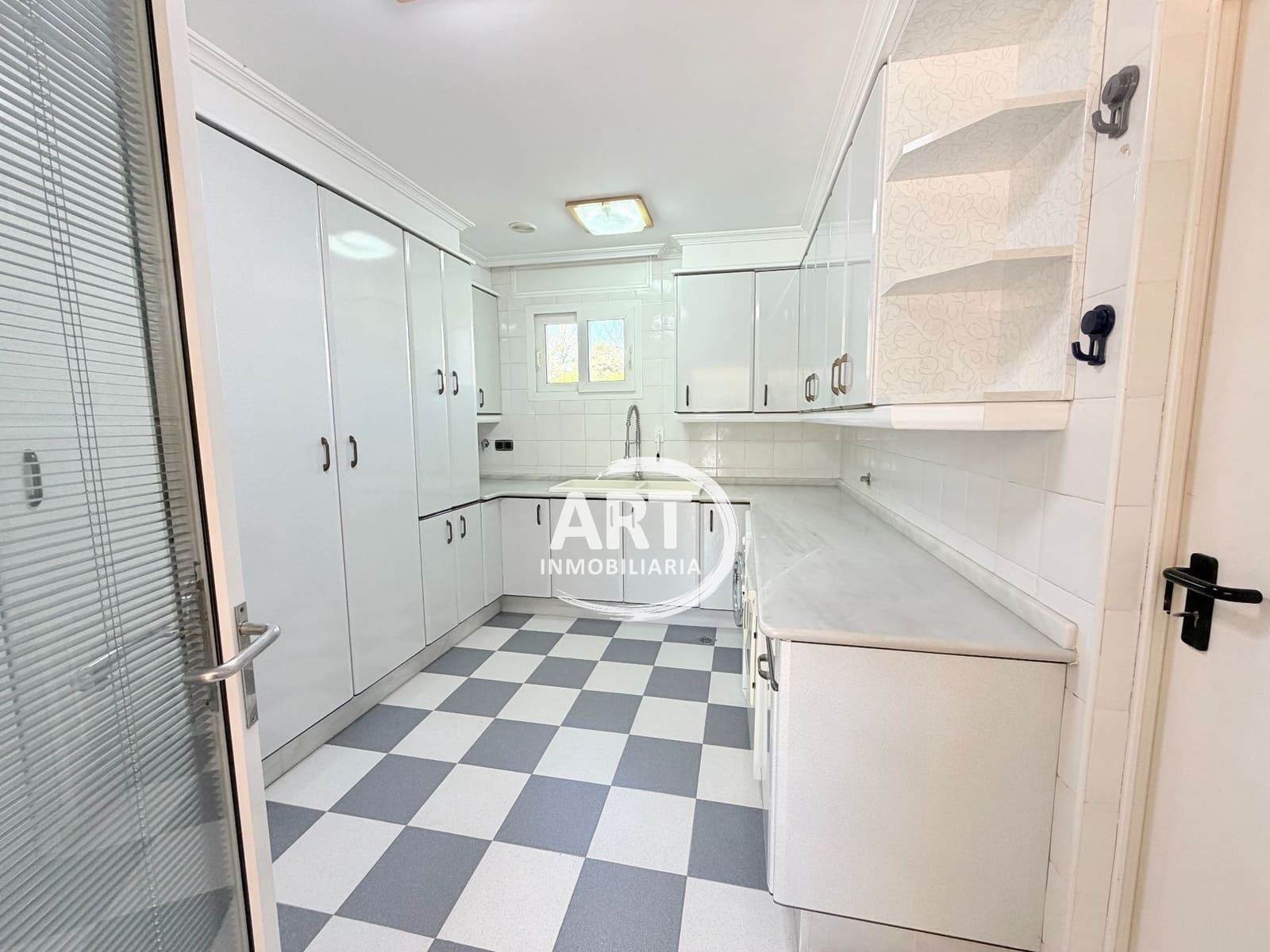 5 soverom Villa til salgs i Serra med svømmebasseng garasje - € 790 000 (Ref: 9679462)