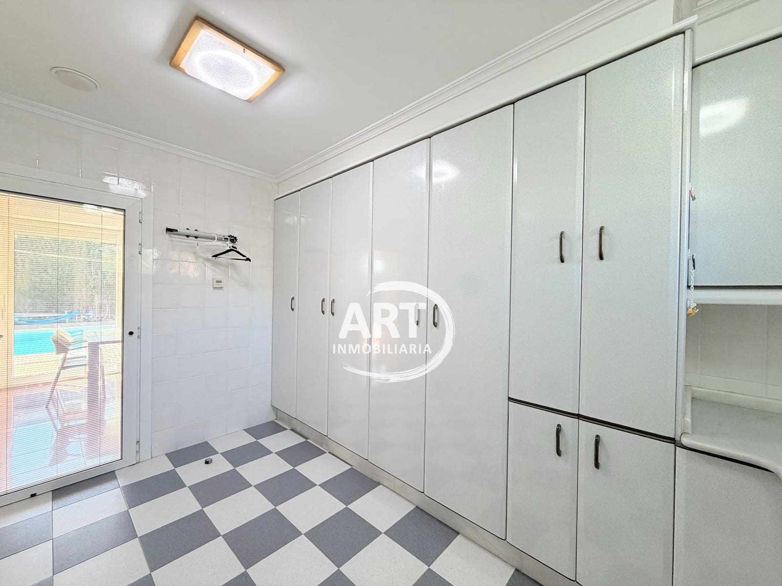 5 soverom Villa til salgs i Serra med svømmebasseng garasje - € 790 000 (Ref: 9679462)