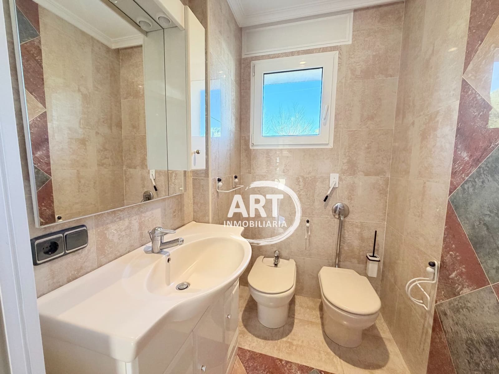 5 soverom Villa til salgs i Serra med svømmebasseng garasje - € 790 000 (Ref: 9679462)