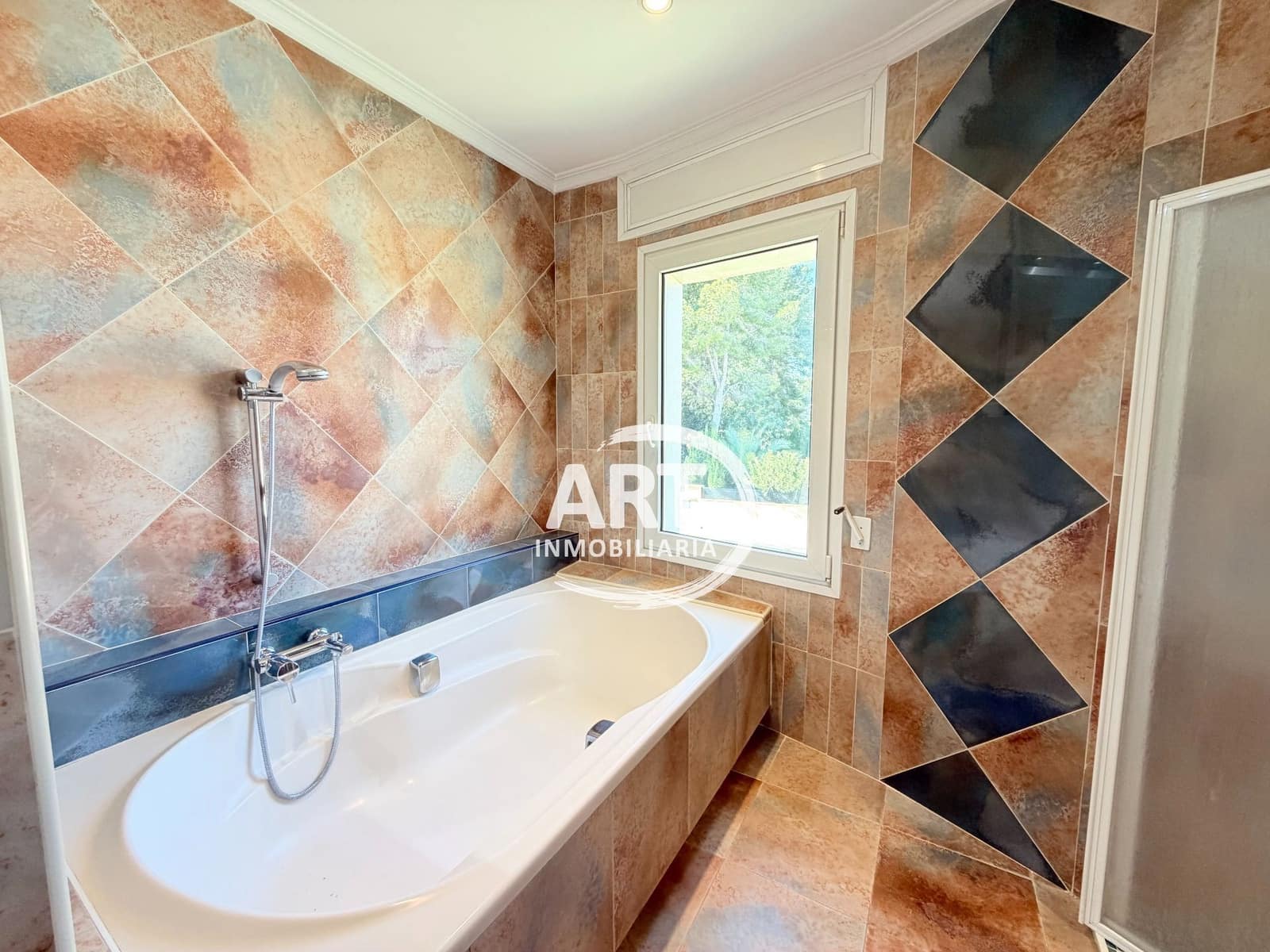 5 soverom Villa til salgs i Serra med svømmebasseng garasje - € 790 000 (Ref: 9679462)