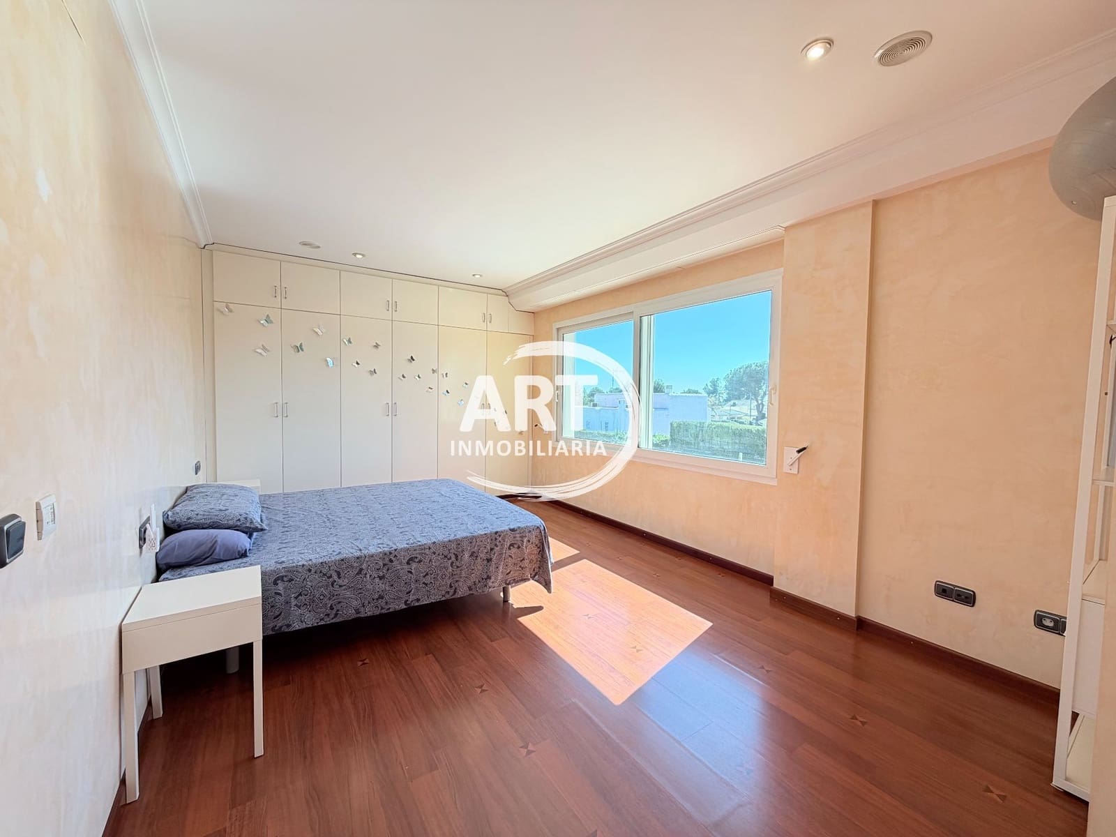 5 soverom Villa til salgs i Serra med svømmebasseng garasje - € 790 000 (Ref: 9679462)