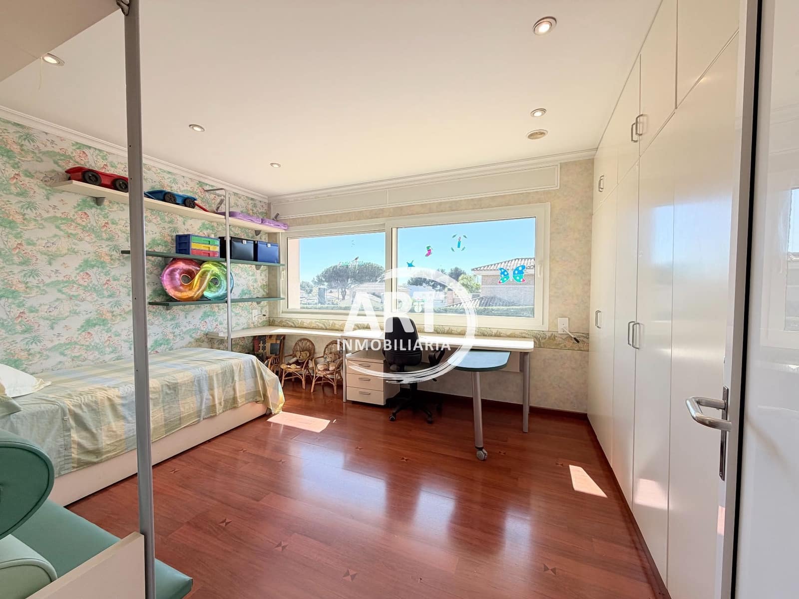 5 soverom Villa til salgs i Serra med svømmebasseng garasje - € 790 000 (Ref: 9679462)