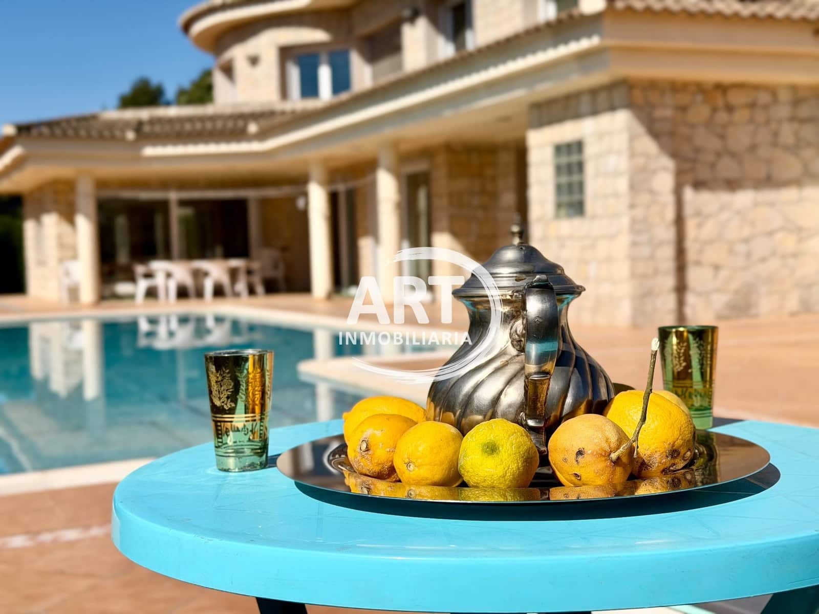 5 soverom Villa til salgs i Serra med svømmebasseng garasje - € 790 000 (Ref: 9679462)