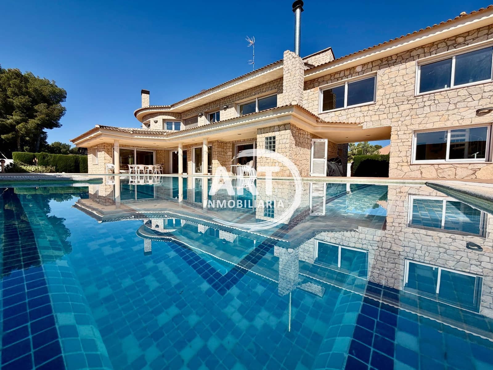 5 soverom Villa til salgs i Serra med svømmebasseng garasje - € 790 000 (Ref: 9679462)