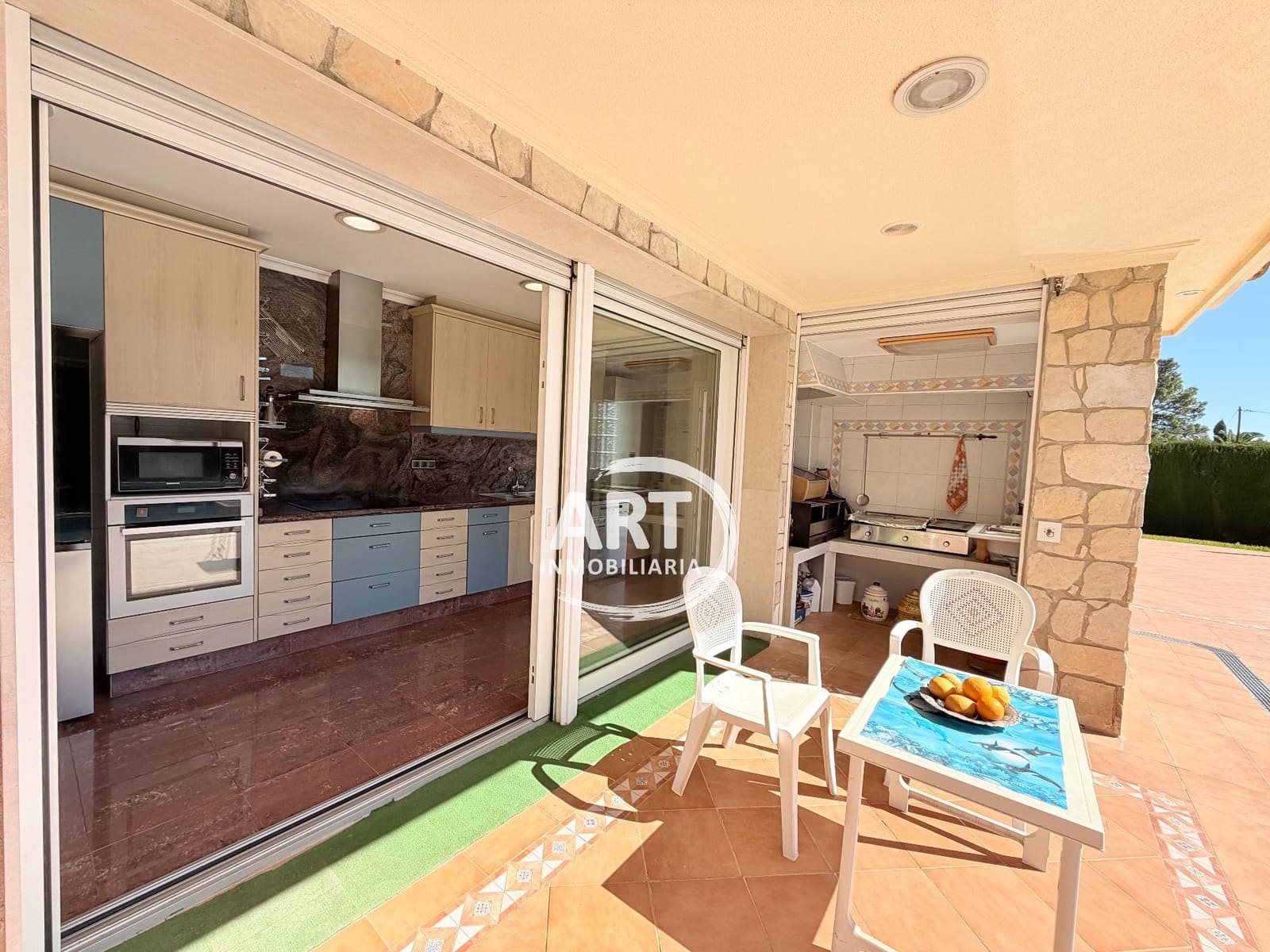 5 soverom Villa til salgs i Serra med svømmebasseng garasje - € 790 000 (Ref: 9679462)