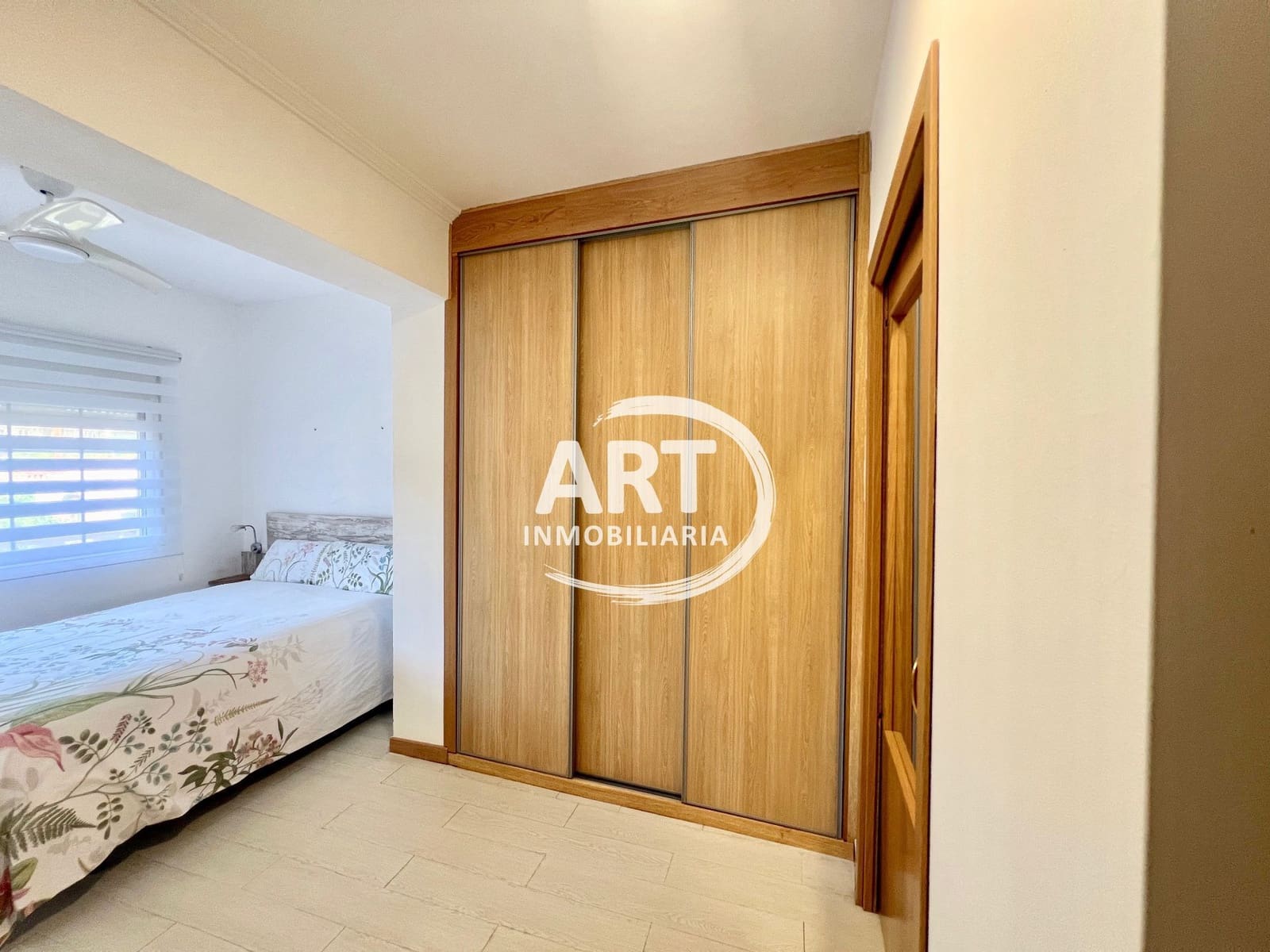 3 sypialnia Willa na sprzedaż w Serra z basenem garażem - 550 000 € (Ref: 9679463)