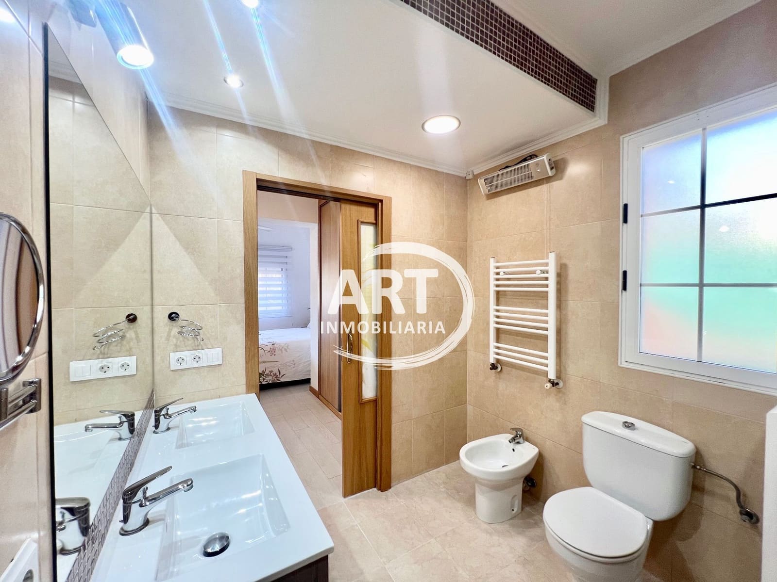 3 sypialnia Willa na sprzedaż w Serra z basenem garażem - 550 000 € (Ref: 9679463)