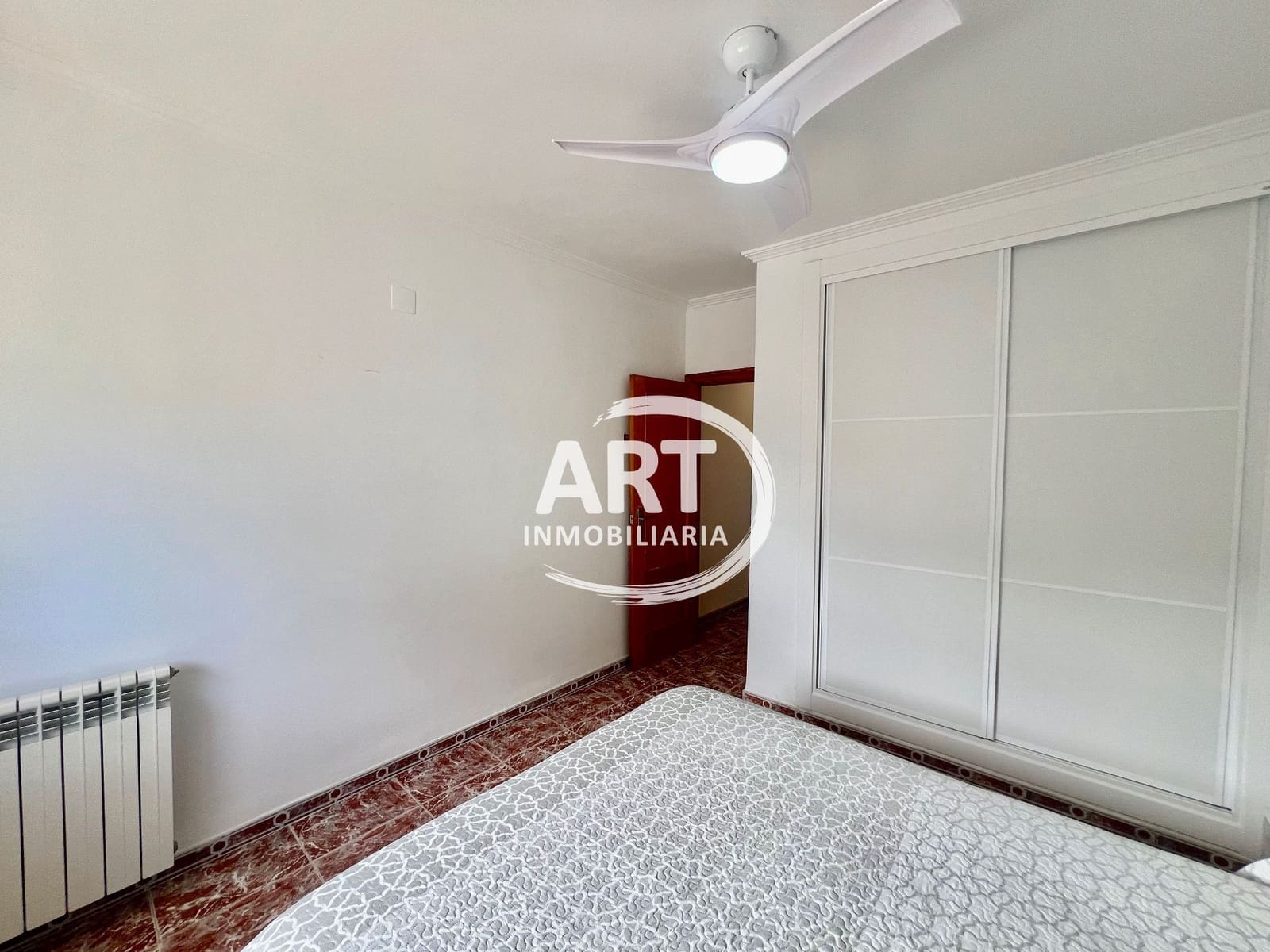 3 sypialnia Willa na sprzedaż w Serra z basenem garażem - 550 000 € (Ref: 9679463)