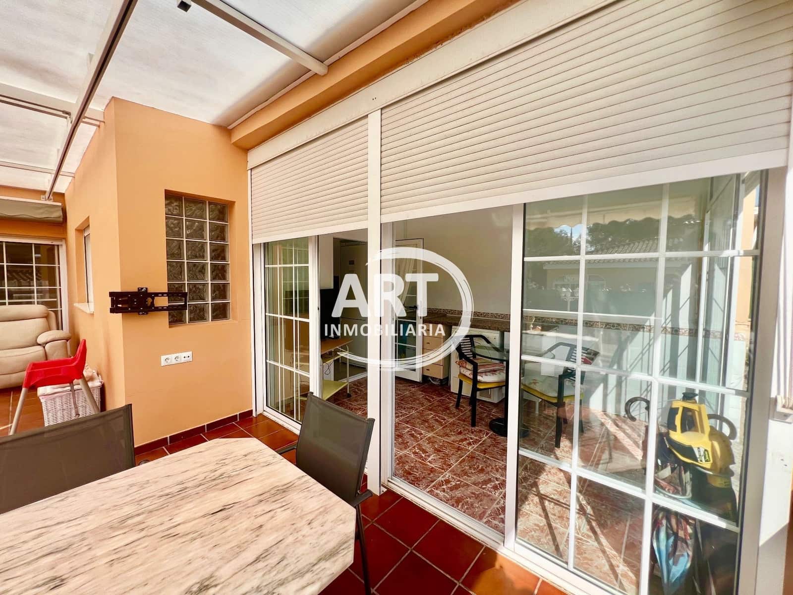 3 sypialnia Willa na sprzedaż w Serra z basenem garażem - 550 000 € (Ref: 9679463)