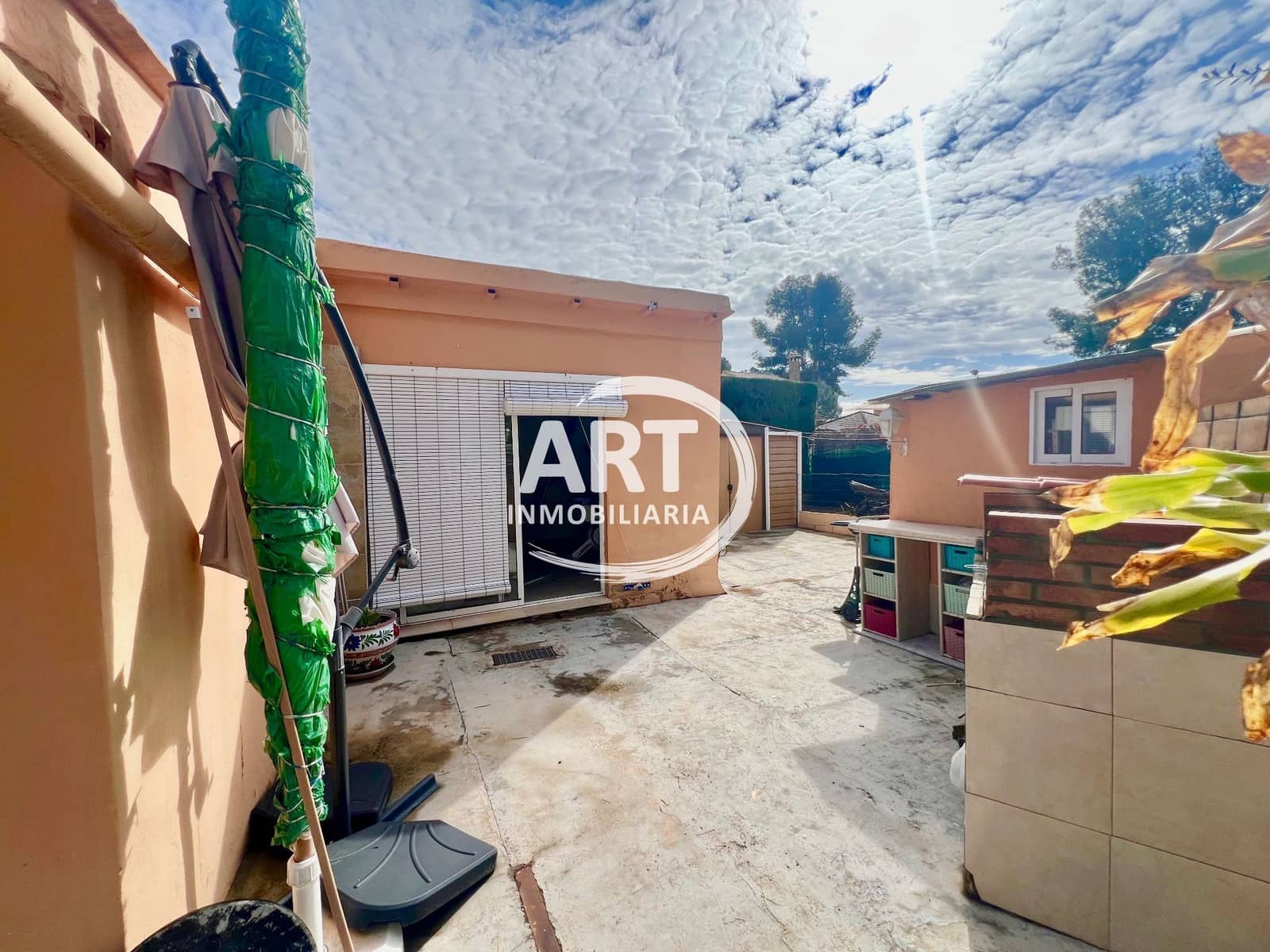 3 sypialnia Willa na sprzedaż w Serra z basenem garażem - 550 000 € (Ref: 9679463)