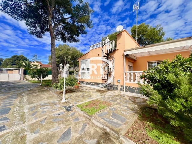 3 sypialnia Willa na sprzedaż w Serra z basenem garażem - 550 000 € (Ref: 9679463)