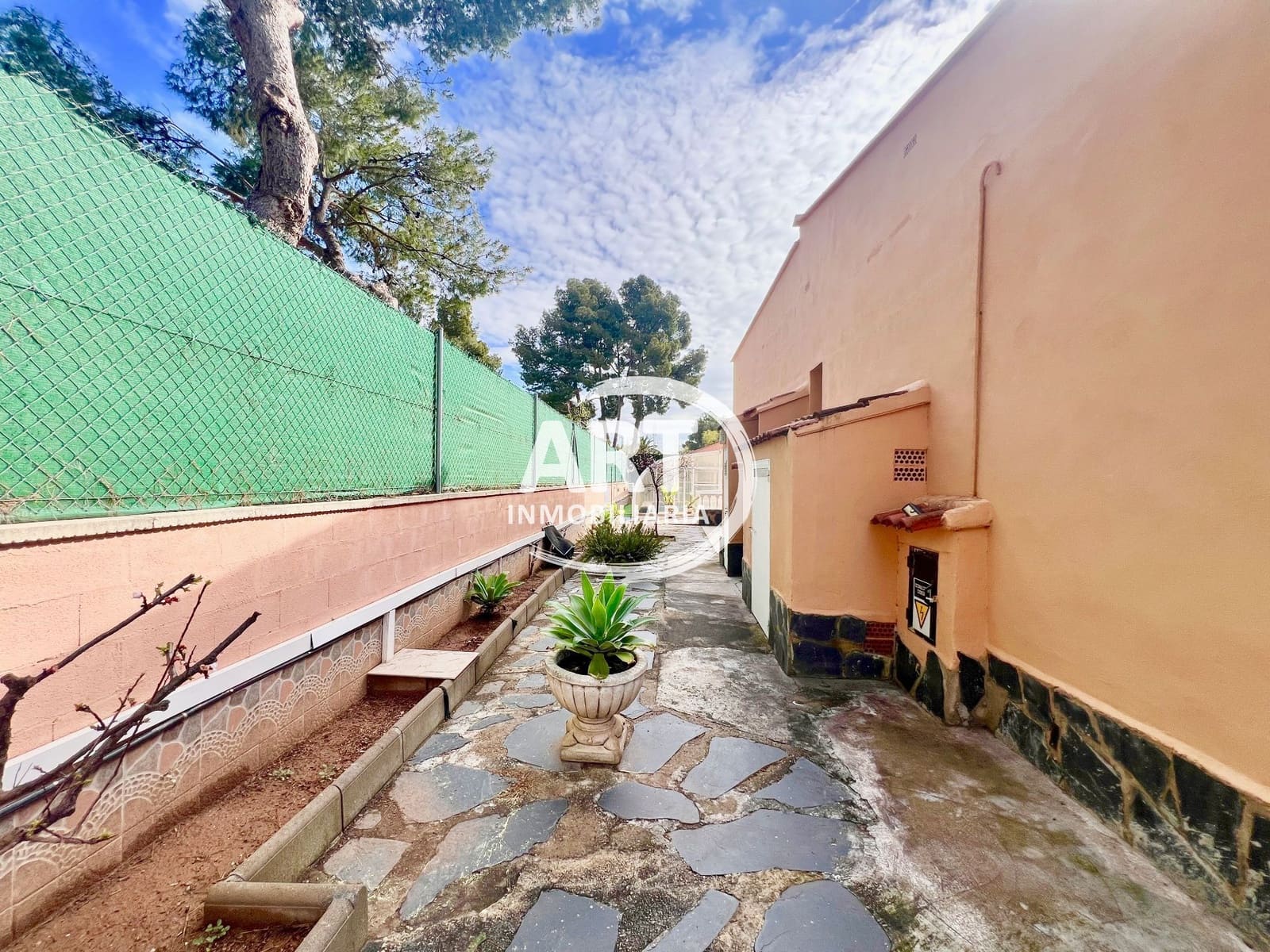 3 sypialnia Willa na sprzedaż w Serra z basenem garażem - 550 000 € (Ref: 9679463)