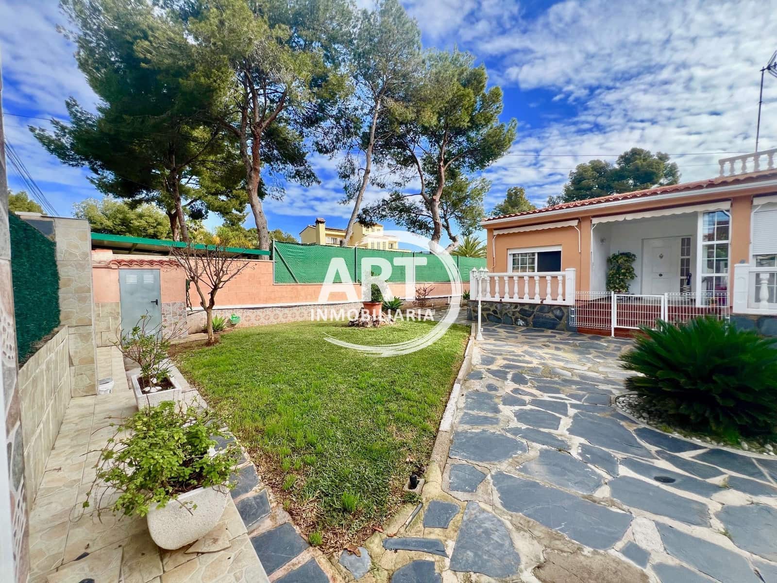 3 sypialnia Willa na sprzedaż w Serra z basenem garażem - 550 000 € (Ref: 9679463)