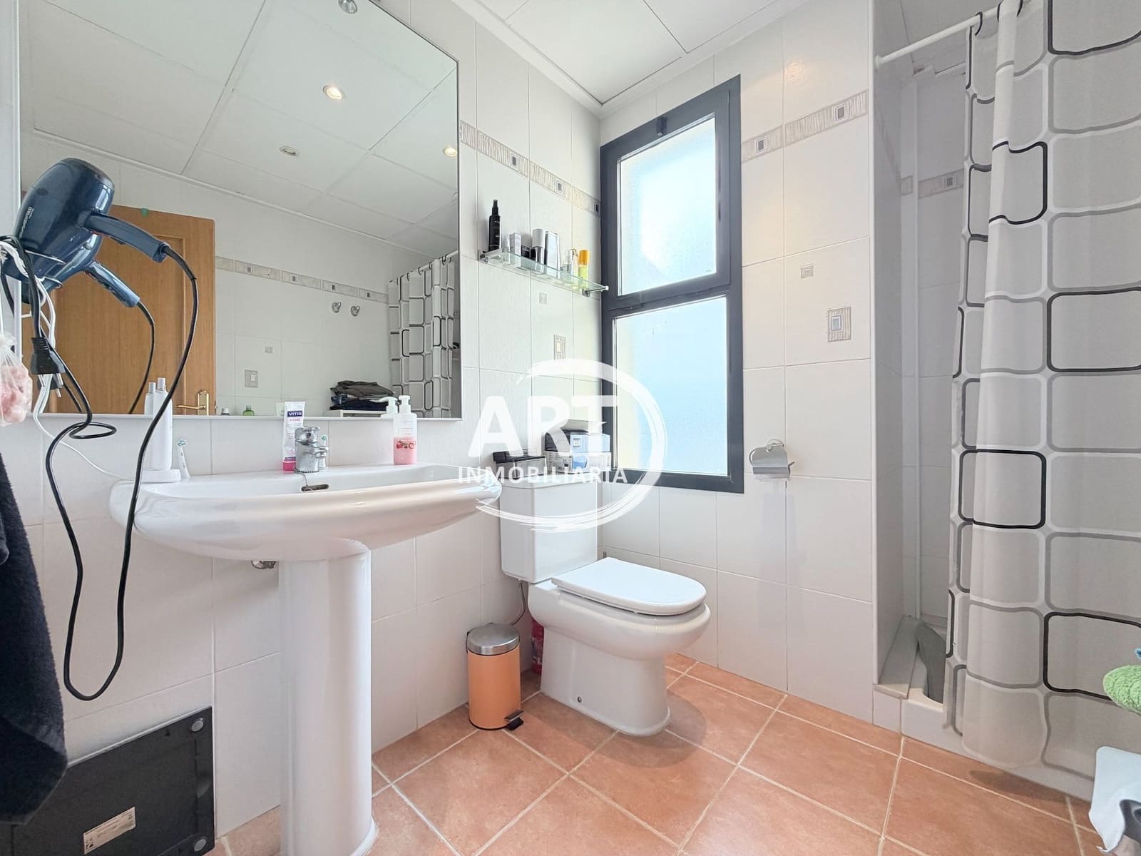 4 bedroom Villa for sale in Chiva with garage - € 595,000 (Ref: 9700429)