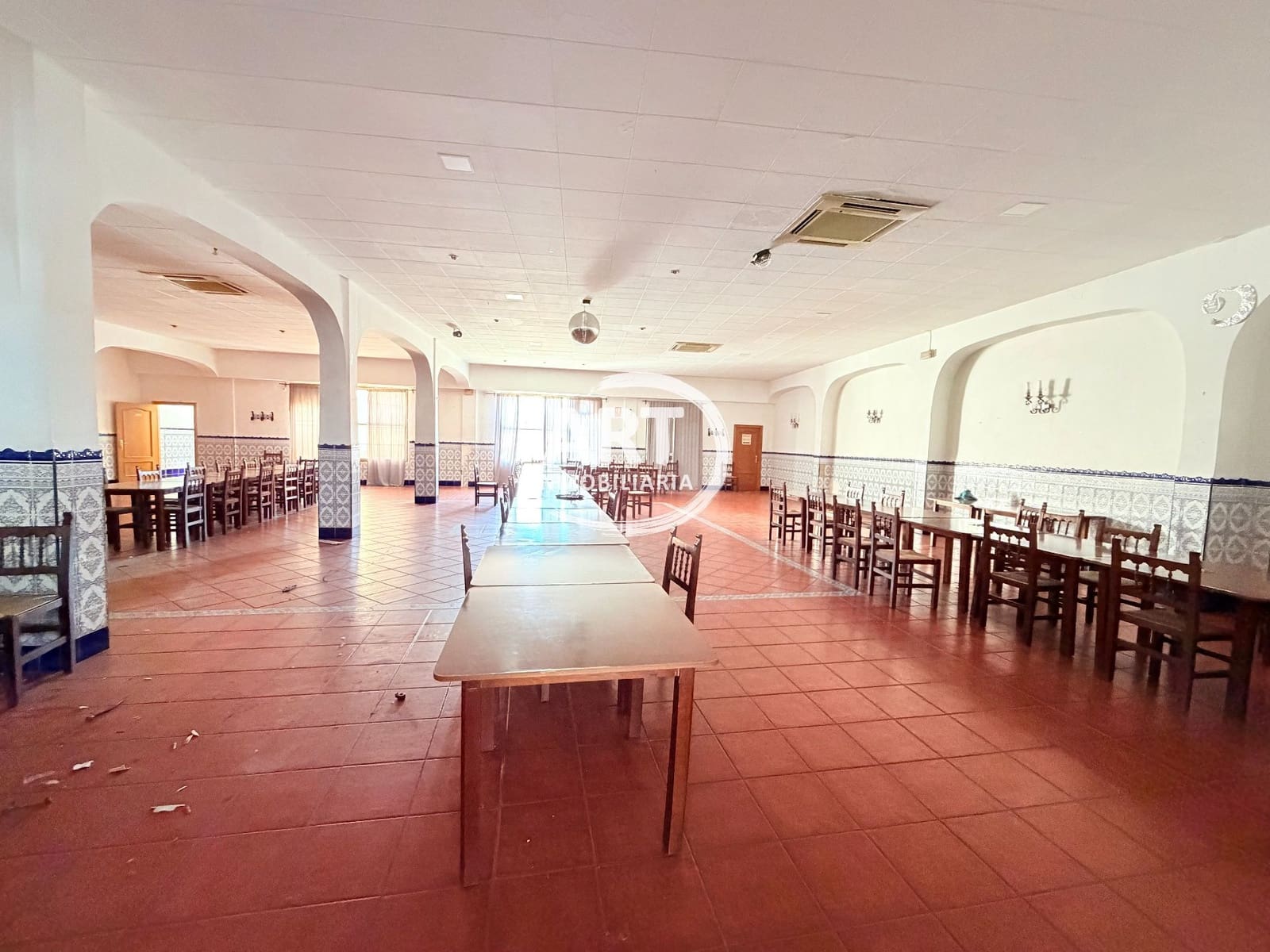 Gewerbe zu verkaufen in Benisano - 350.000 € (Ref: 9714494)