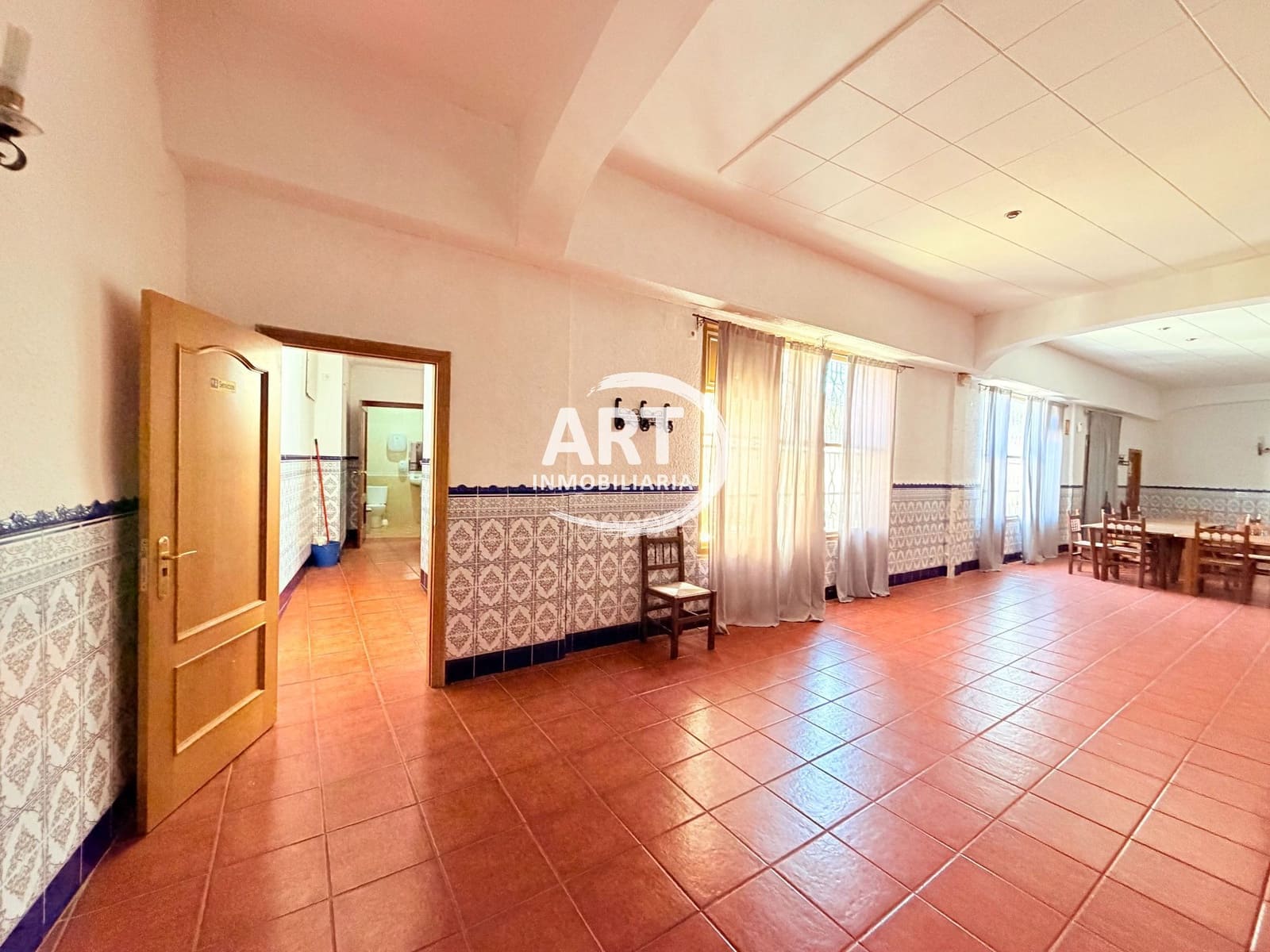 Gewerbe zu verkaufen in Benisano - 350.000 € (Ref: 9714494)