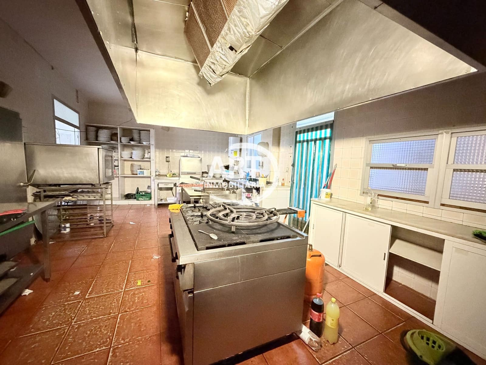 Gewerbe zu verkaufen in Benisano - 350.000 € (Ref: 9714494)