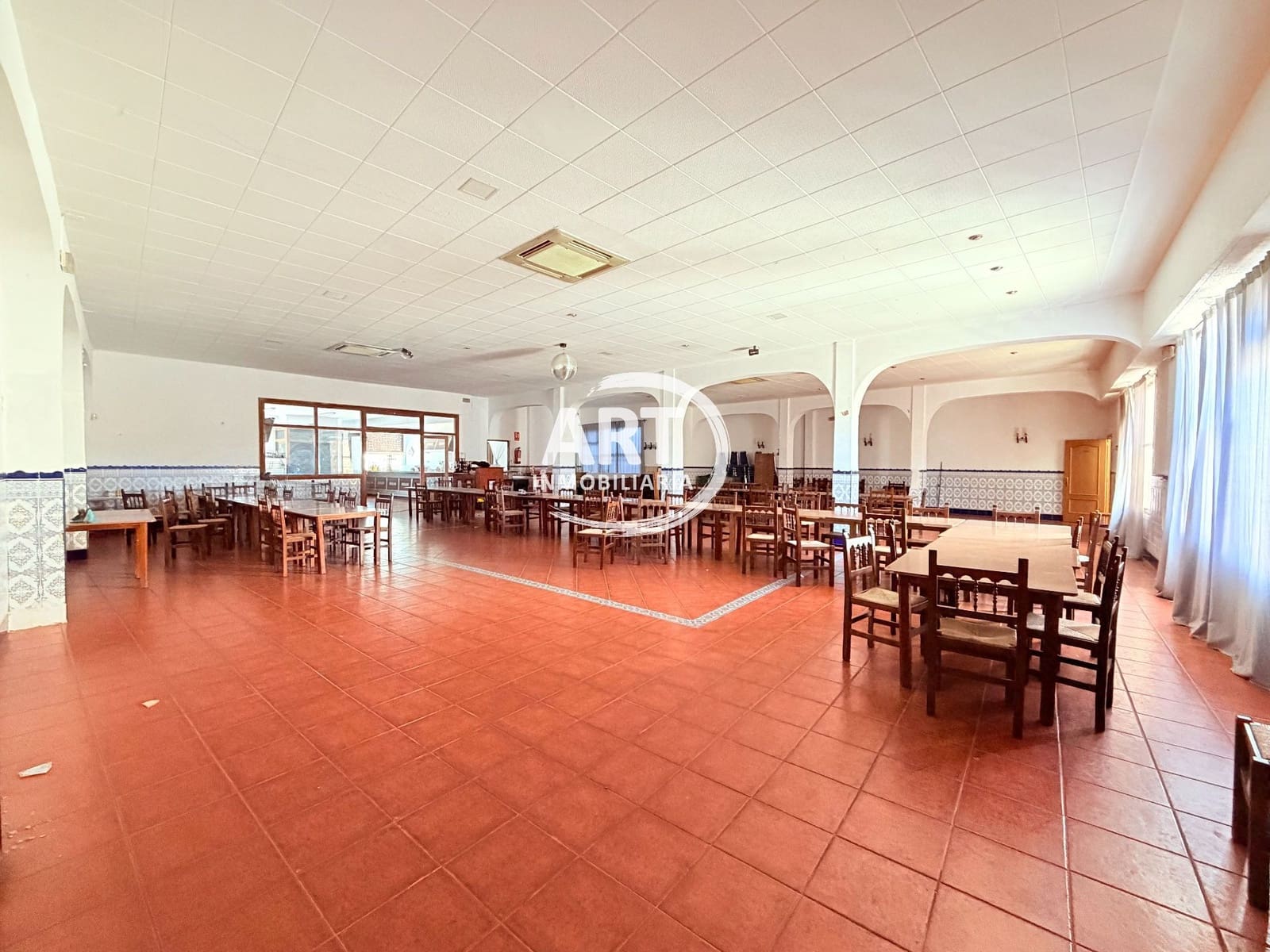 Gewerbe zu verkaufen in Benisano - 350.000 € (Ref: 9714494)