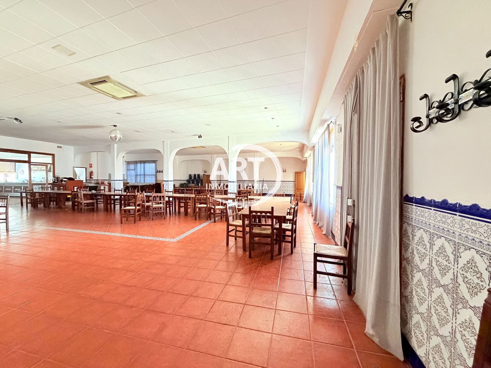 Gewerbe zu verkaufen in Benisano - 350.000 € (Ref: 9714494)