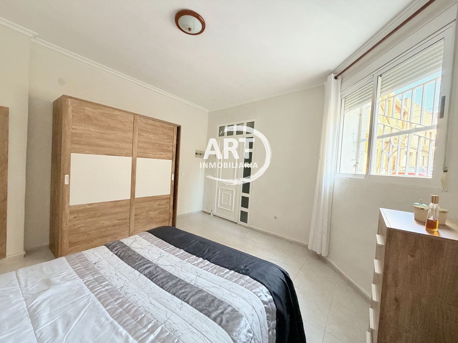 5 makuuhuone Omakotitalo myytävänä paikassa Betera mukana 
autotalli - 350 000 € (Ref: 9719479)