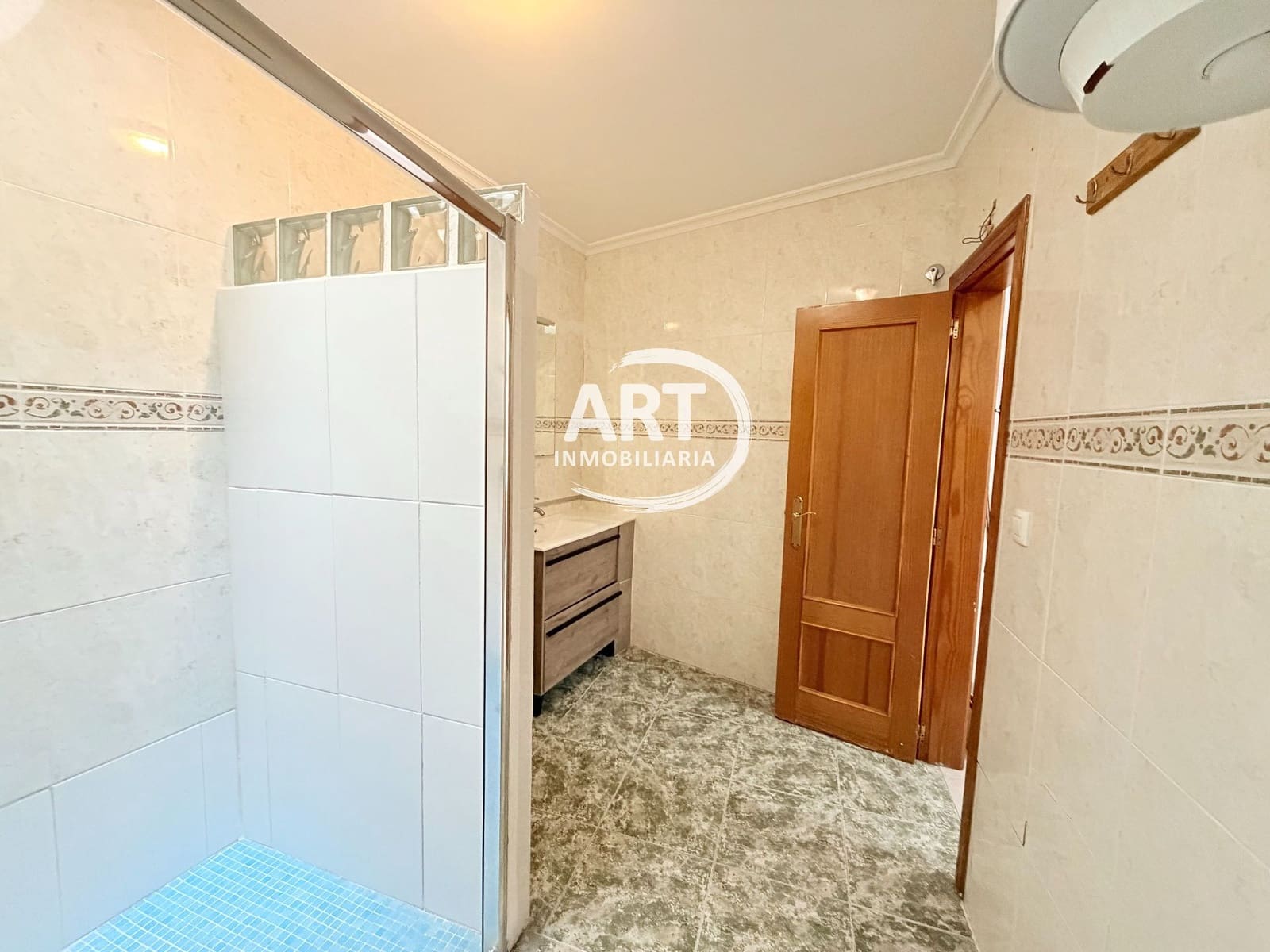 5 makuuhuone Omakotitalo myytävänä paikassa Betera mukana 
autotalli - 350 000 € (Ref: 9719479)