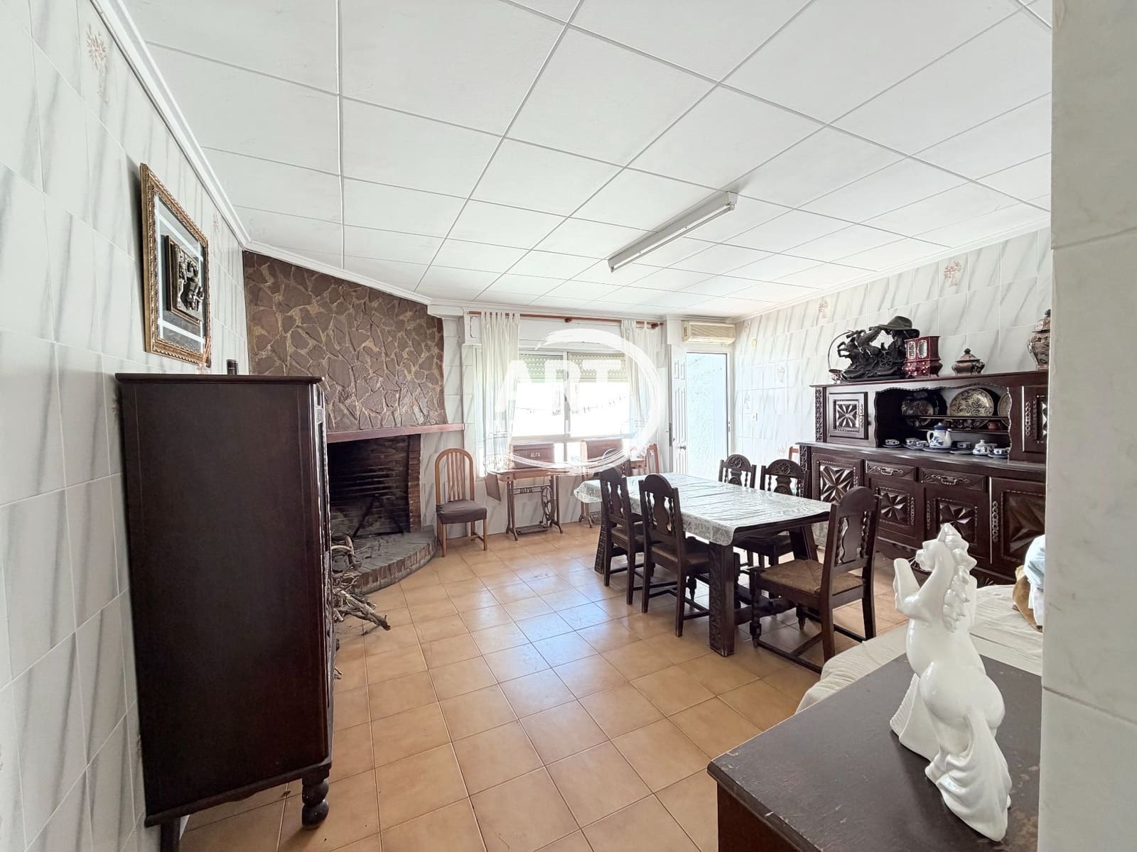 5 makuuhuone Omakotitalo myytävänä paikassa Betera mukana 
autotalli - 350 000 € (Ref: 9719479)