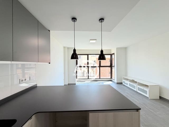 2 slaapkamer Flat te huur in L'Eliana - € 1.500 (Ref: 9721083)