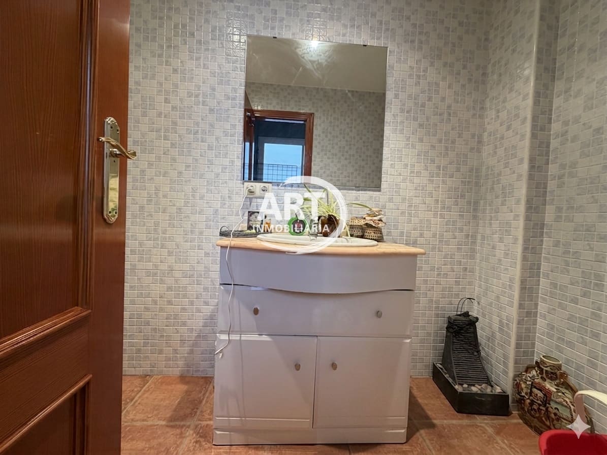 Commercial for sale in Betera - € 168,500 (Ref: 9721084)