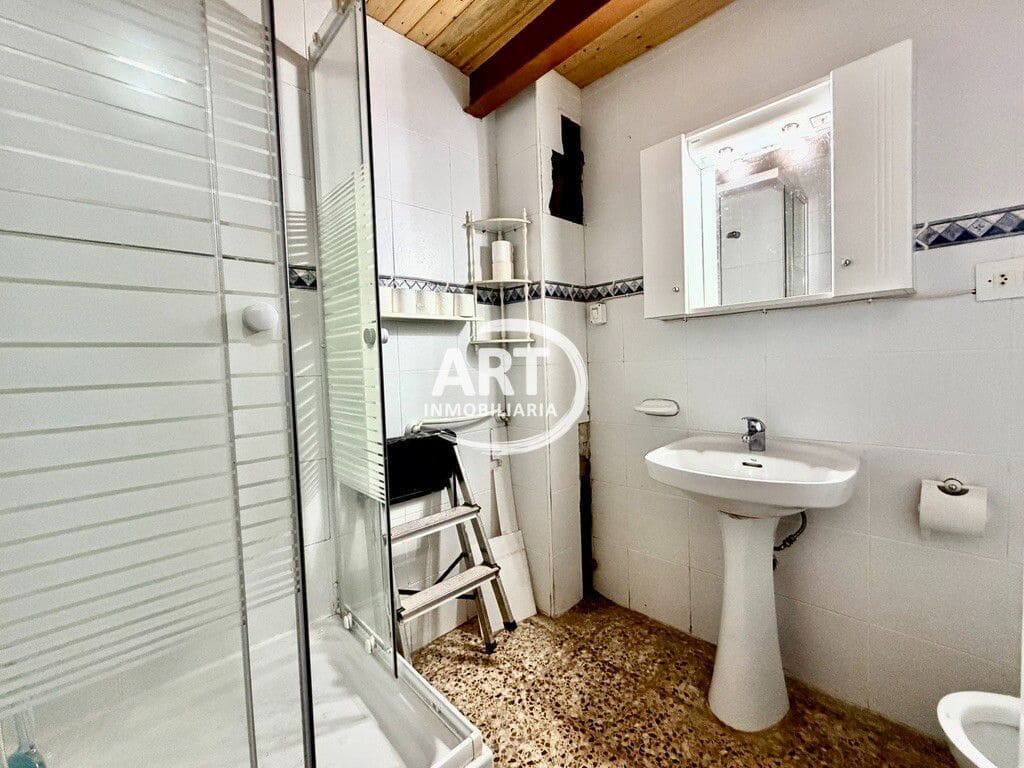 3 bedroom Townhouse for sale in Alcala de la Selva - € 80,000 (Ref: 9728568)