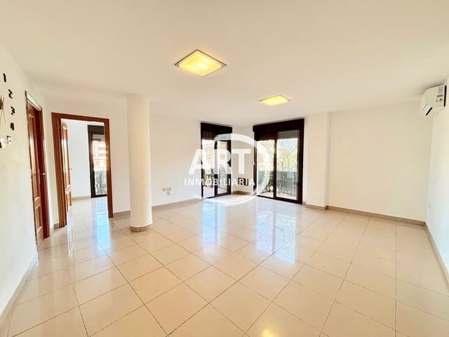 Appartement de 2 chambres à louer à L'Eliana - 1 300 € (Ref: 9731662)