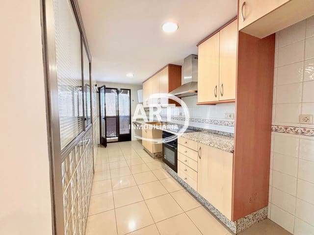 Appartement de 2 chambres à louer à L'Eliana - 1 300 € (Ref: 9731662)