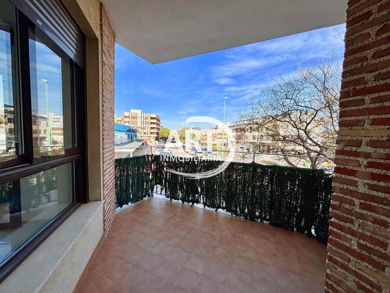 2 bedroom Flat for rent in L'Eliana - € 1,300 (Ref: 9731662)