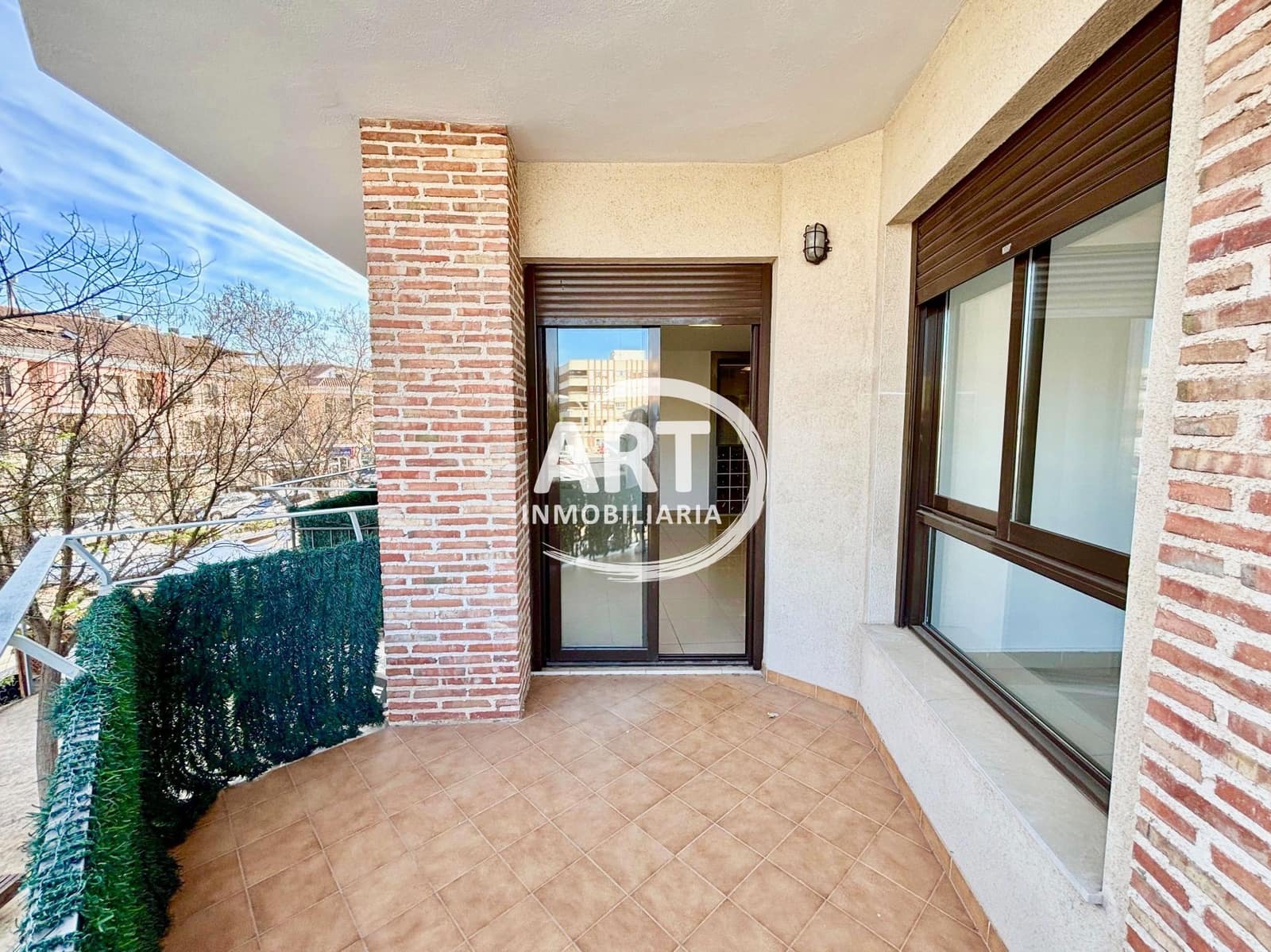 2 bedroom Flat for rent in L'Eliana - € 1,300 (Ref: 9731662)