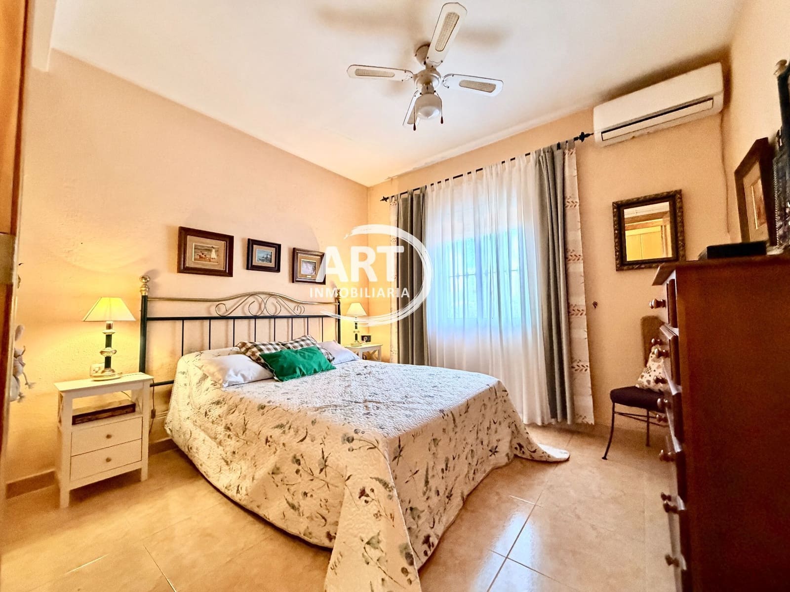 3 bedroom Villa for sale in L'Eliana with pool - € 490,000 (Ref: 9737916)