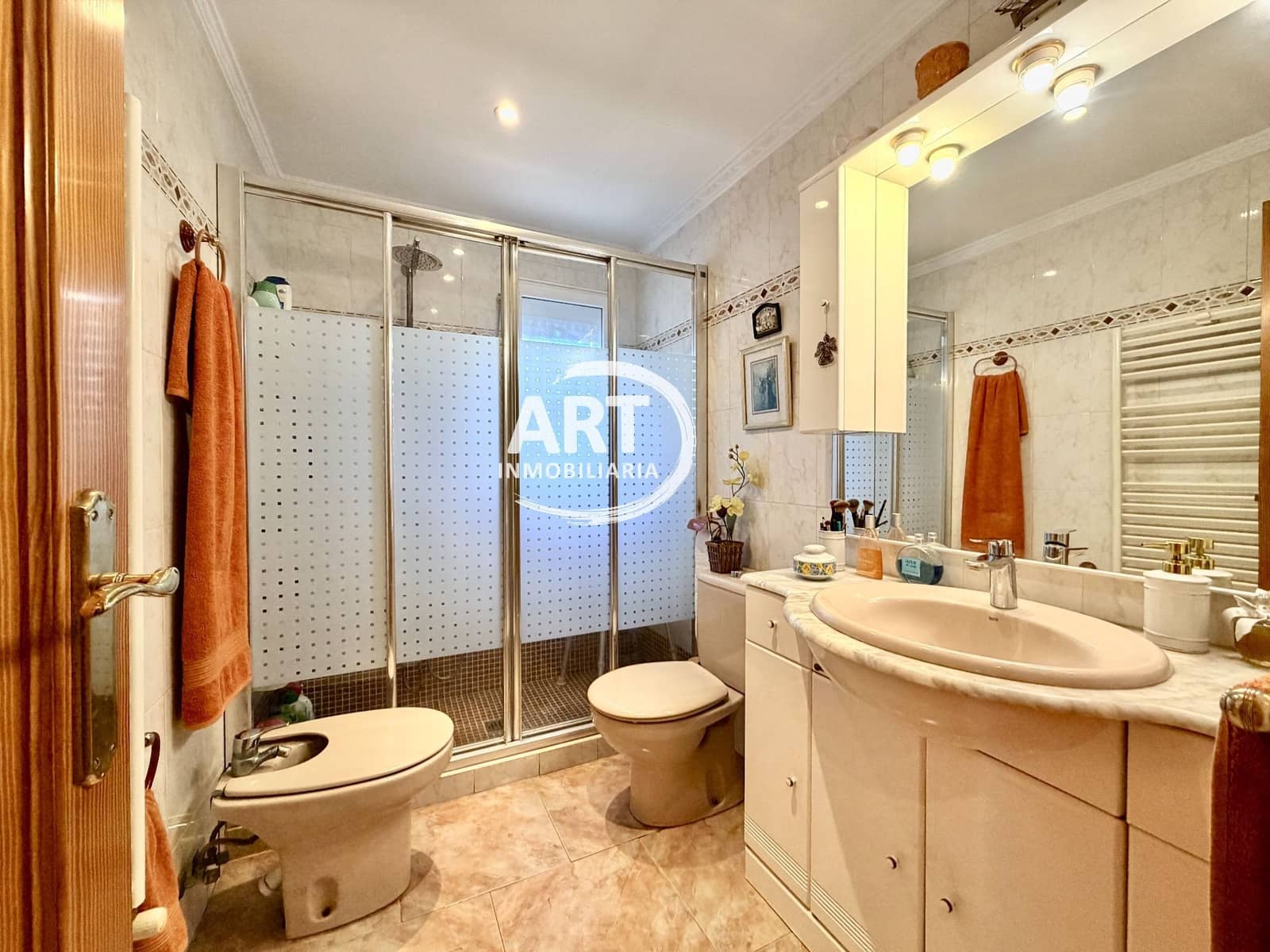 3 bedroom Villa for sale in L'Eliana with pool - € 490,000 (Ref: 9737916)