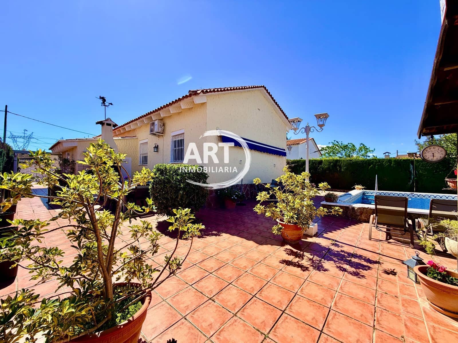 3 bedroom Villa for sale in L'Eliana with pool - € 490,000 (Ref: 9737916)