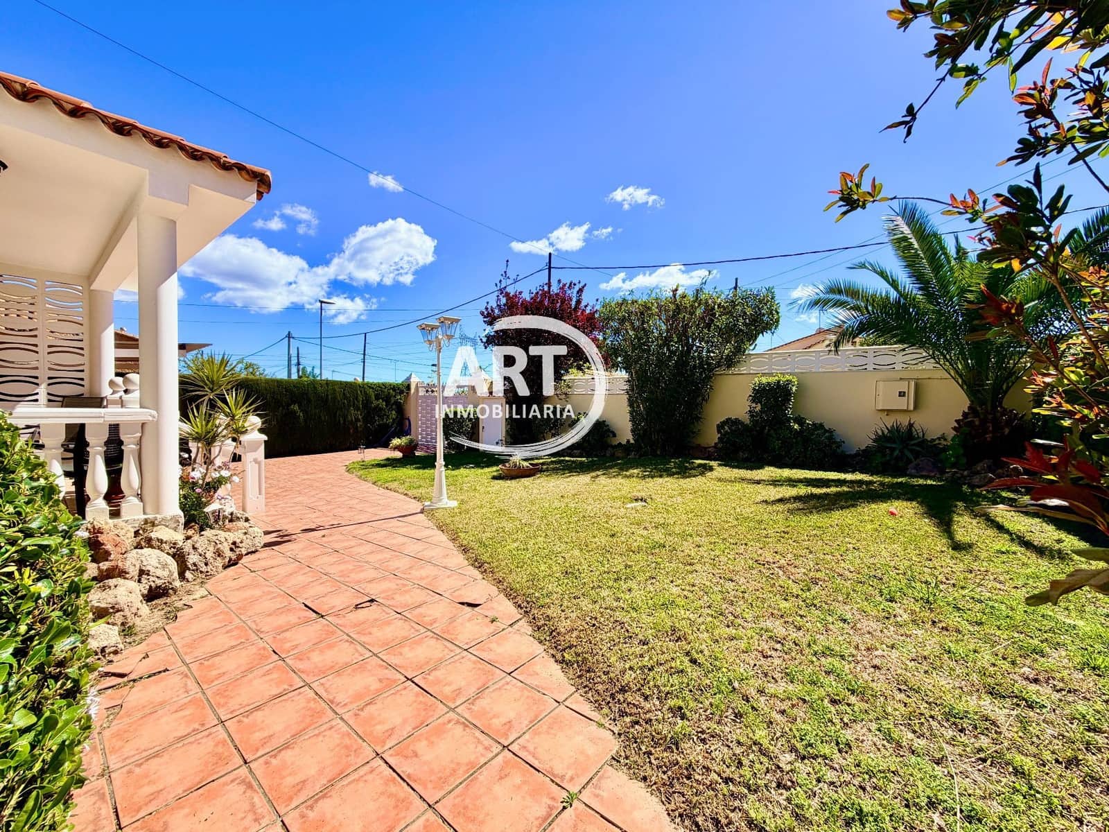 3 bedroom Villa for sale in L'Eliana with pool - € 490,000 (Ref: 9737916)